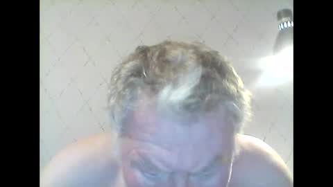 Snapshot of katpeo50 chatting on 20, 11, 2025 Katpeo50 online show from 20, 11, 2025