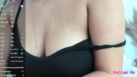 Snapshot of katriana_sex chatting on 23, 2, 2025 Katriana online show from 23, 2, 2025