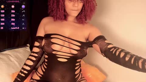 Snapshot of katrinaa_ricci chatting on 2, 10, 2025 Katrina Ricci online show from 2, 10, 2025