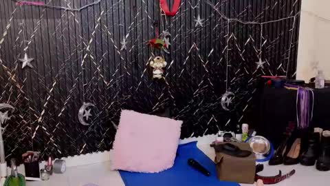 Katt  online show from 4, 12, 2025