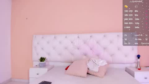 Snapshot of katte_landerr chatting on 10, 11, 2025 Katte online show from 10, 11, 2025