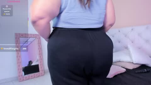 Snapshot of katte_landerr chatting on 19, 11, 2025 Katte online show from 19, 11, 2025