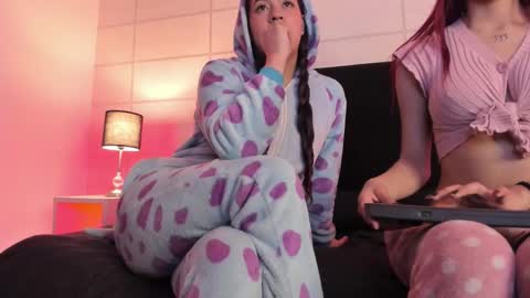 Snapshot of kattexxx chatting on 30, 10, 2025 kattexxx online show from 30, 10, 2025