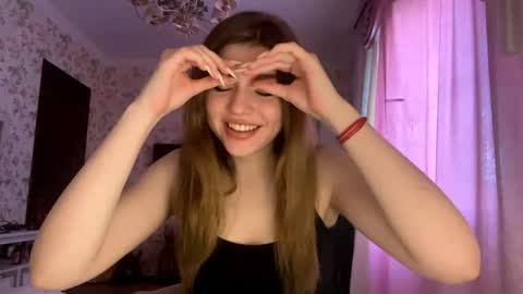 Snapshot of kattiemichelson chatting on 20, 5, 2026 Molly online show from 20, 5, 2026