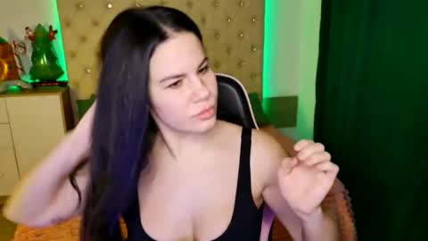 KattieSims online show from 1, 1, 2025