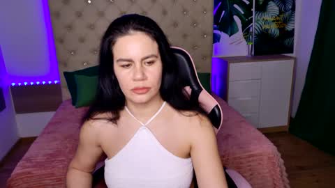 KattieSims online show from 1, 3, 2025
