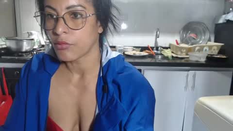 Snapshot of kattleyagray chatting on 29, 9, 2025 KattleyaGrey online show from 29, 9, 2025