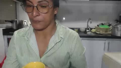 Snapshot of kattleyagray chatting on 8, 10, 2025 KattleyaGrey online show from 8, 10, 2025