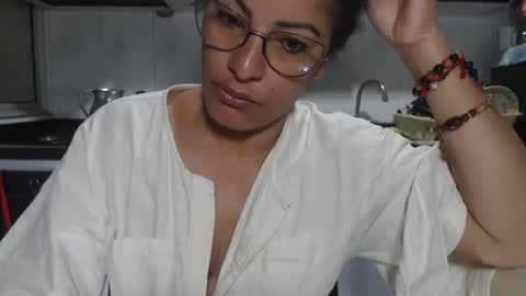 Snapshot of kattleyagray chatting on 11, 10, 2025 KattleyaGrey online show from 11, 10, 2025