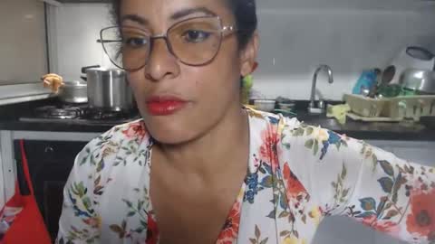 Snapshot of kattleyagray chatting on 22, 10, 2025 KattleyaGrey online show from 22, 10, 2025