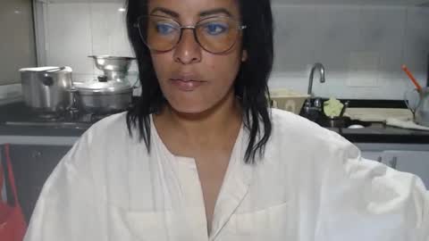 Snapshot of kattleyagray chatting on 20, 11, 2025 KattleyaGrey online show from 20, 11, 2025