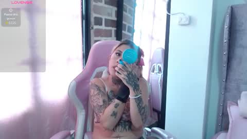 Snapshot of katty_candyy chatting on 25, 6, 2026 Katherine online show from 25, 6, 2026