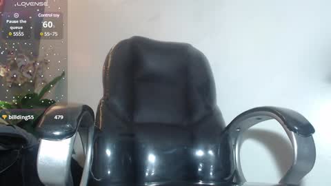 Snapshot of katty_findom_ chatting on 20, 12, 2024 katty online show from 20, 12, 2024