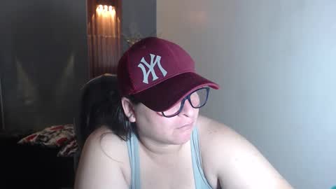 Snapshot of katty_findom_ chatting on 11, 10, 2025 katty online show from 11, 10, 2025