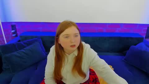 Snapshot of katty_rose8 chatting on 12, 11, 2025 Katty online show from 12, 11, 2025