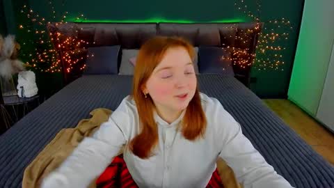 Snapshot of katty_rose8 chatting on 30, 11, 2025 Katty online show from 30, 11, 2025