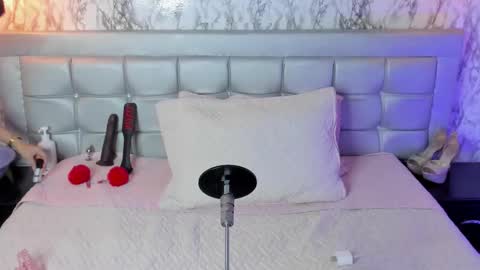 Katty  online show from 9, 2, 2026