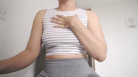  K a t  y  online show from 14, 4, 2026