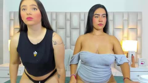 Snapshot of katy_and_paola chatting on 10, 10, 2025 katy blonde girl and paola big boobs online show from 10, 10, 2025