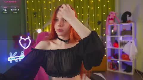 Snapshot of katy_ethereal chatting on 3, 11, 2025 Katy - online show from 3, 11, 2025