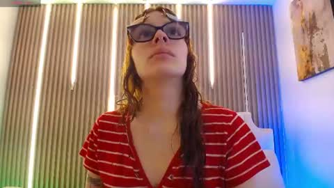 Snapshot of katy_van chatting on 29, 6, 2026 Katy Van online show from 29, 6, 2026