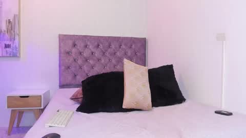 Snapshot of katyah_ chatting on 11, 5, 2026 katya online show from 11, 5, 2026