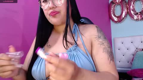 Snapshot of katyandnatha chatting on 4, 1, 2025 Katy and Natha online show from 4, 1, 2025