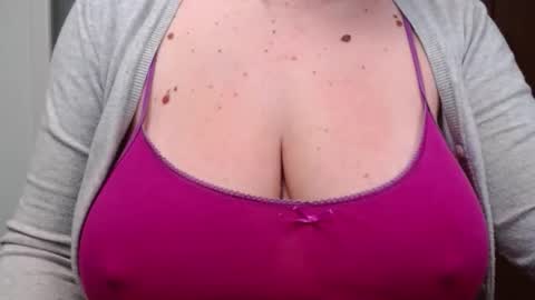 Katy online show from 12, 11, 2025