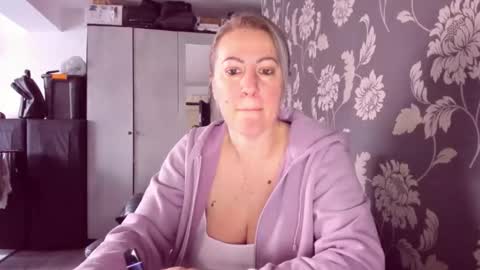 Katy online show from 16, 2, 2026