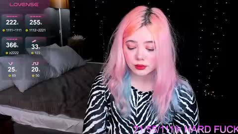 Yuki  online show from 10, 3, 2025