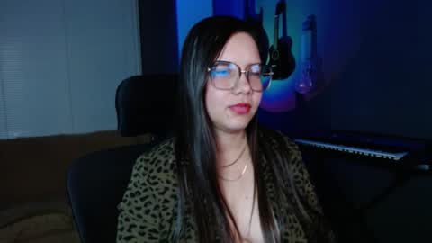 Kay online show from 28, 2, 2025