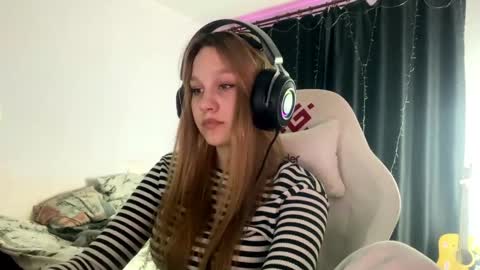 Snapshot of kayceefroehner chatting on 2, 5, 2026 Amia online show from 2, 5, 2026