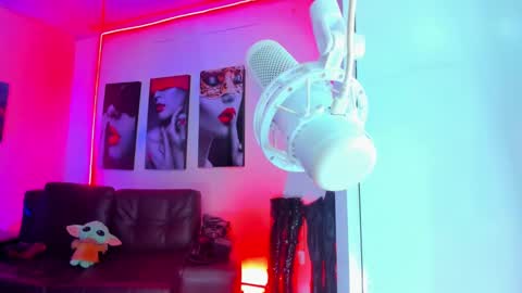 CAMILA online show from 13, 2, 2025