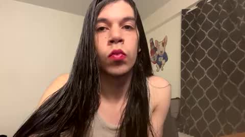 kayla_femboy23 online show from 1, 2, 2026