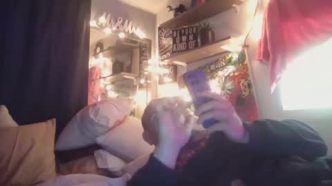 Snapshot of kaylaandmike23 chatting on 20, 5, 2026 M and K online show from 20, 5, 2026