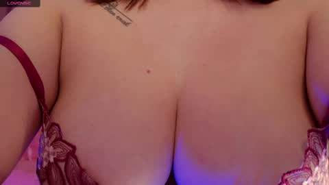 Kayla  online show from 10, 2, 2025