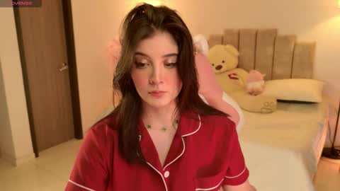 Kayla  online show from 14, 9, 2025