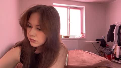 Nyelle online show from 4, 4, 2026