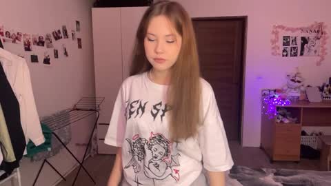 Nyelle online show from 25, 4, 2026