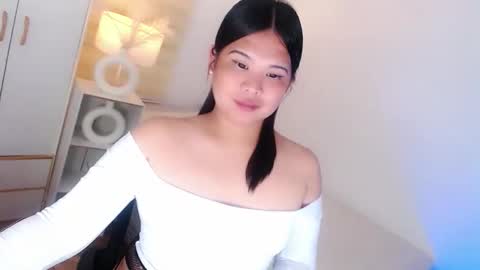 Y O U R        F U T U R E       K A Y L E E  online show from 16, 4, 2026