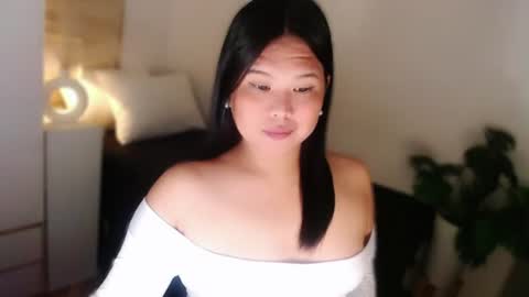 Snapshot of kayleepinay chatting on 9, 7, 2026 Y O U R F U T U R E K A Y L E E online show from 9, 7, 2026