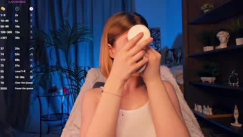 Snapshot of kaylisse chatting on 11, 9, 2025 Hi Im Arina 3 online show from 11, 9, 2025