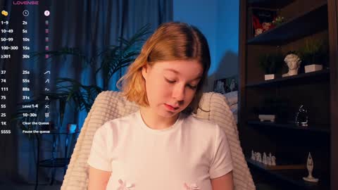 Snapshot of kaylisse chatting on 22, 9, 2025 Hi Im Arina 3 online show from 22, 9, 2025