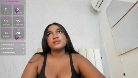 Snapshot of kayna_gomez chatting on 21, 9, 2025 Kayna online show from 21, 9, 2025