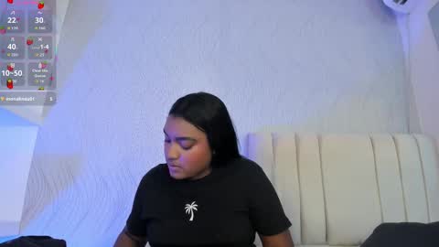 Snapshot of kayna_gomez chatting on 4, 10, 2025 Kayna online show from 4, 10, 2025