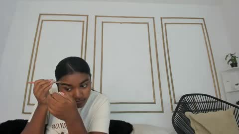 Kayna online show from 15, 4, 2026