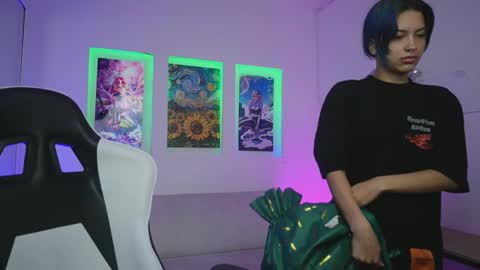 Snapshot of kayraowen chatting on 30, 10, 2025 Kayra online show from 30, 10, 2025