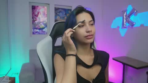 Snapshot of kayraowen chatting on 24, 11, 2025 Kayra online show from 24, 11, 2025