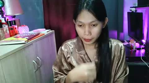 Its me Cora online show from 4, 11, 2025