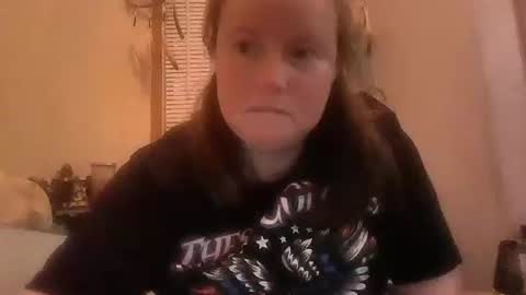 kcandler27 online show from 5, 11, 2025